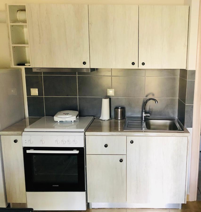 Ionian White Apartments Лефкада Экстерьер фото